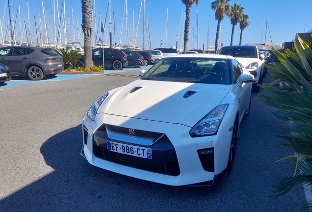 Nissan GT-R 2017
