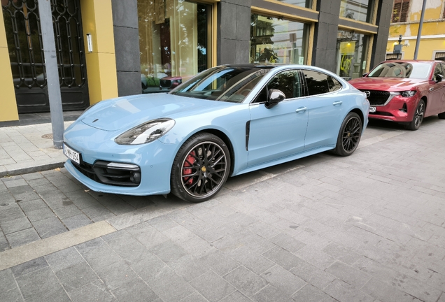Porsche 971 Panamera Turbo MkI