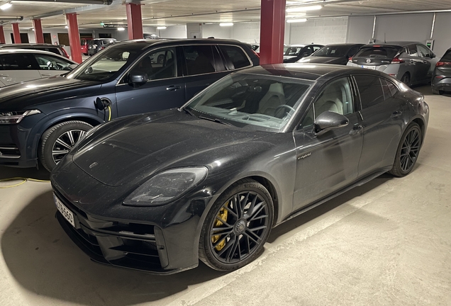 Porsche 972 Panamera Turbo S E-Hybrid