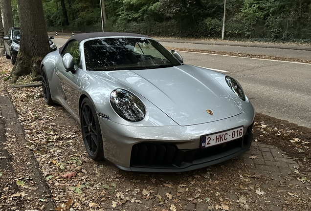 Porsche 992 Carrera 4 GTS Cabriolet MkII