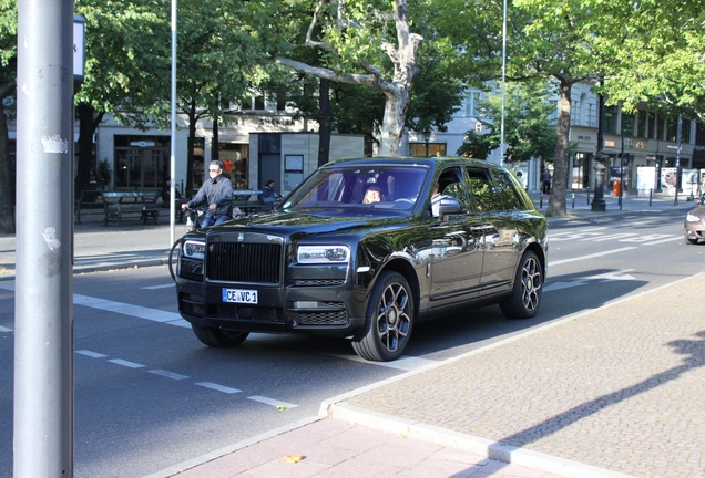 Rolls-Royce Cullinan Black Badge