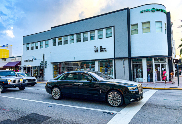 Rolls-Royce Ghost EWB Series II 2025