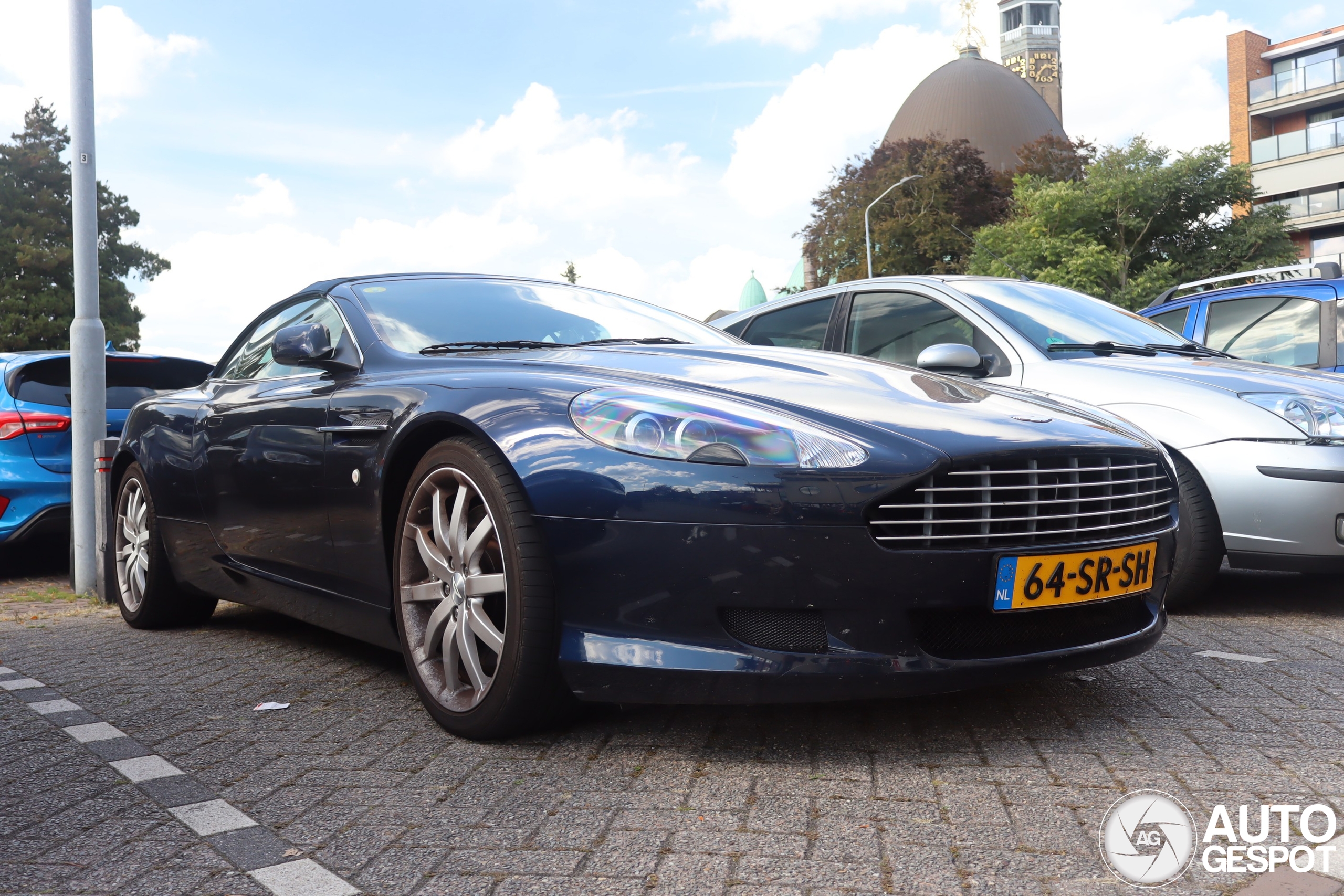 Aston Martin DB9 Volante