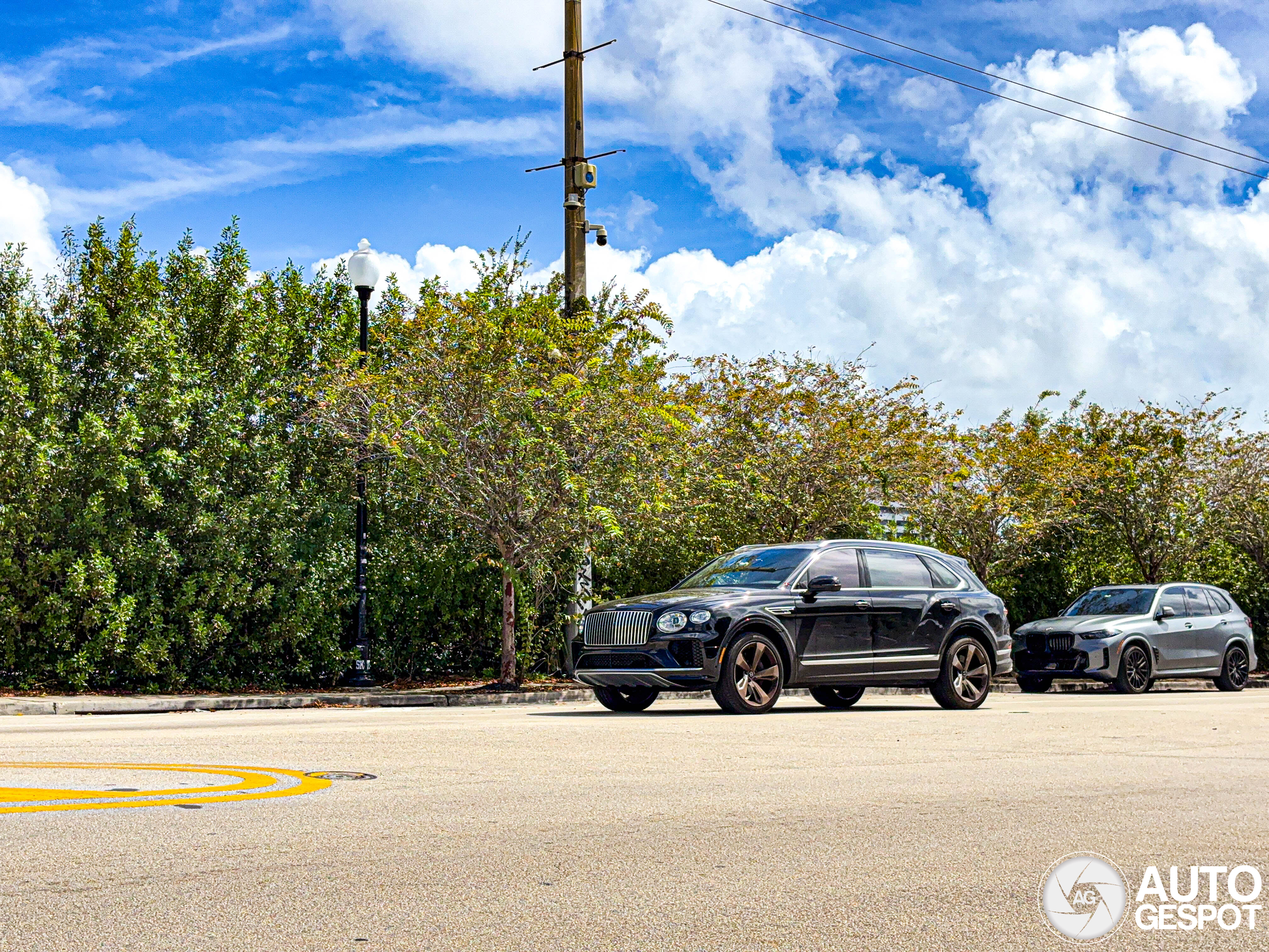 Bentley Bentayga V8 2021