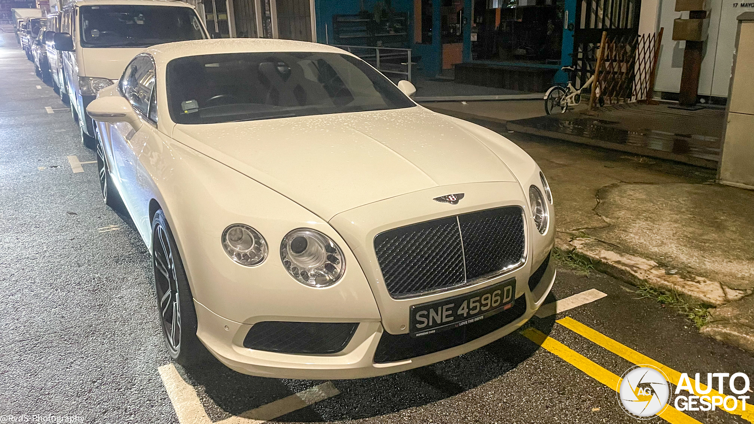Bentley Continental GT V8