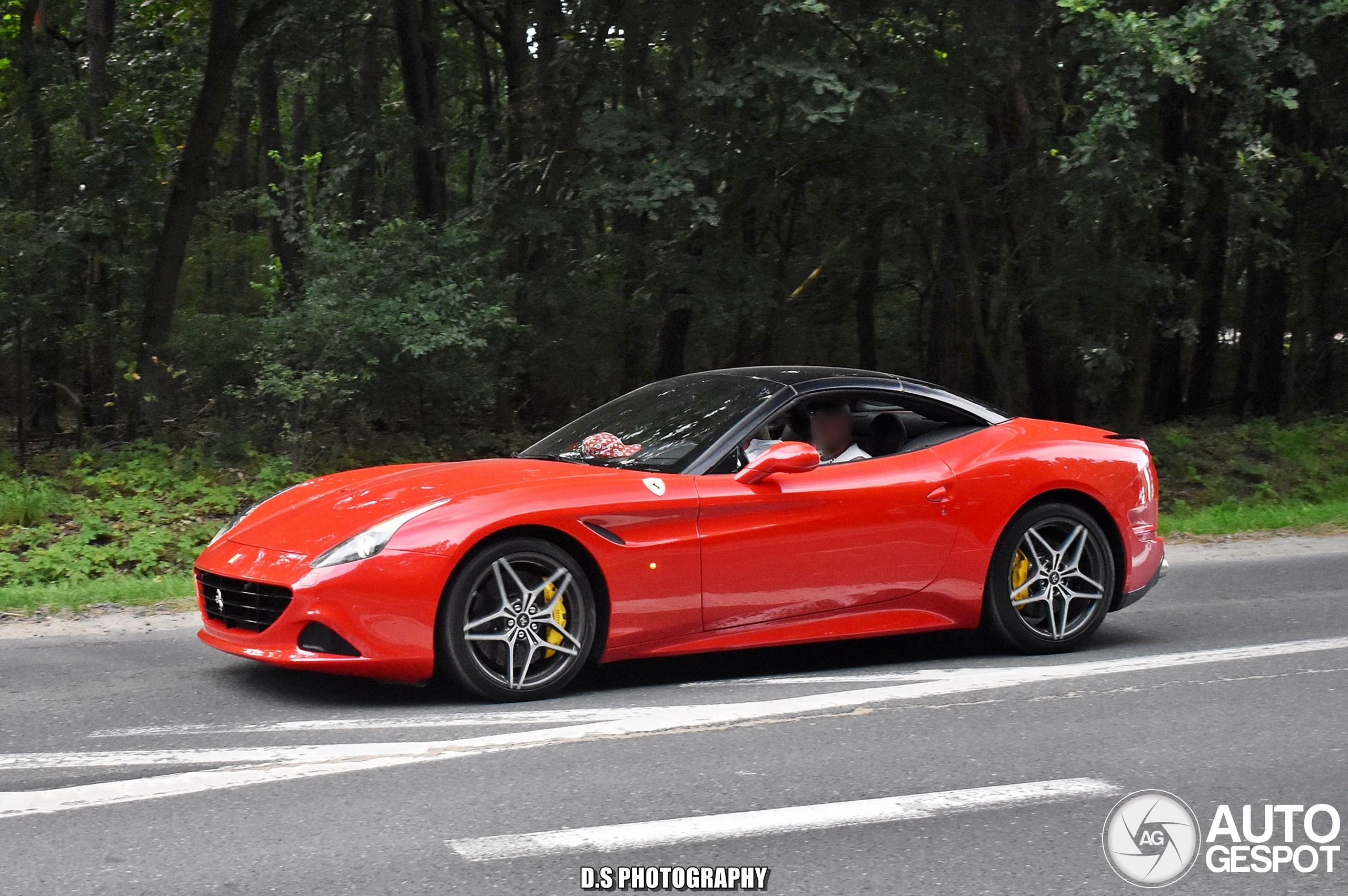 Ferrari California T