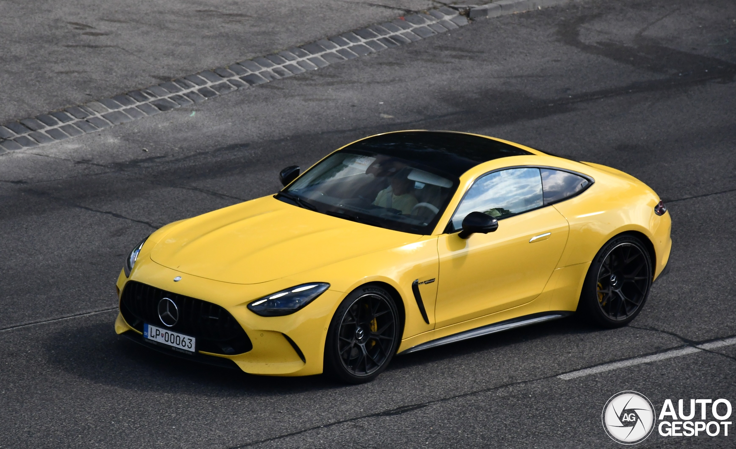 Mercedes-AMG GT 63 C192