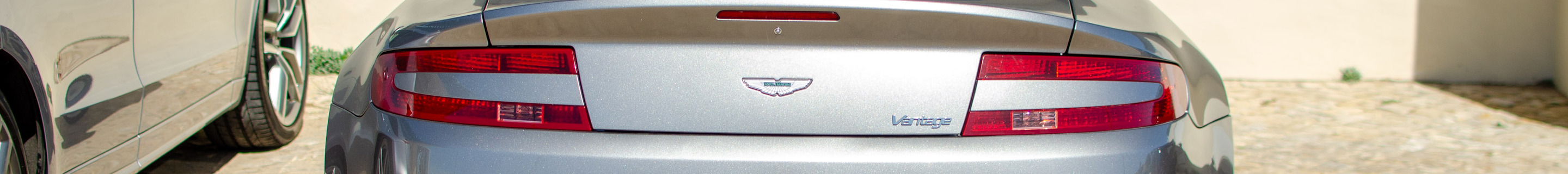 Aston Martin V8 Vantage