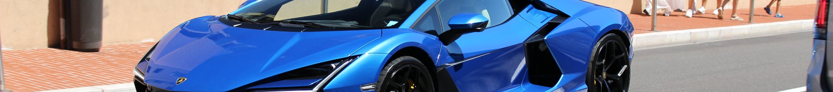 Lamborghini Revuelto