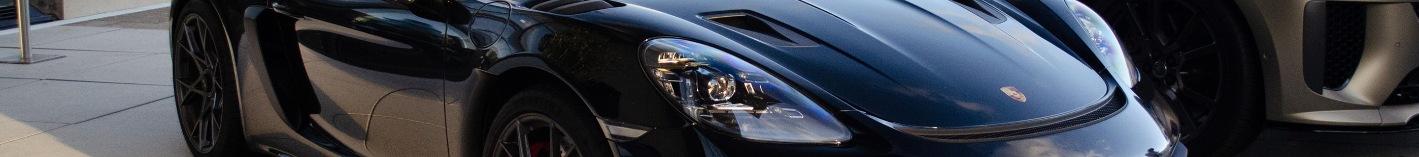 Porsche 718 Cayman GT4 RS