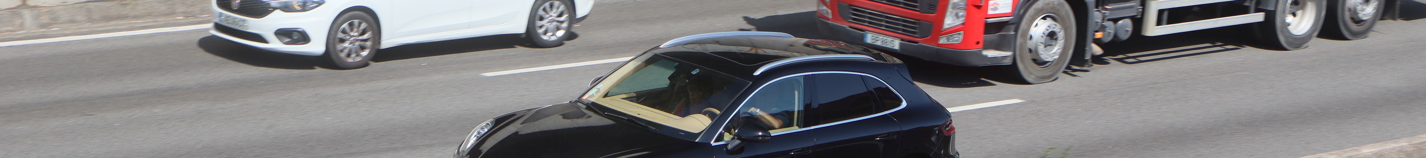 Porsche 95B Macan Turbo MkI