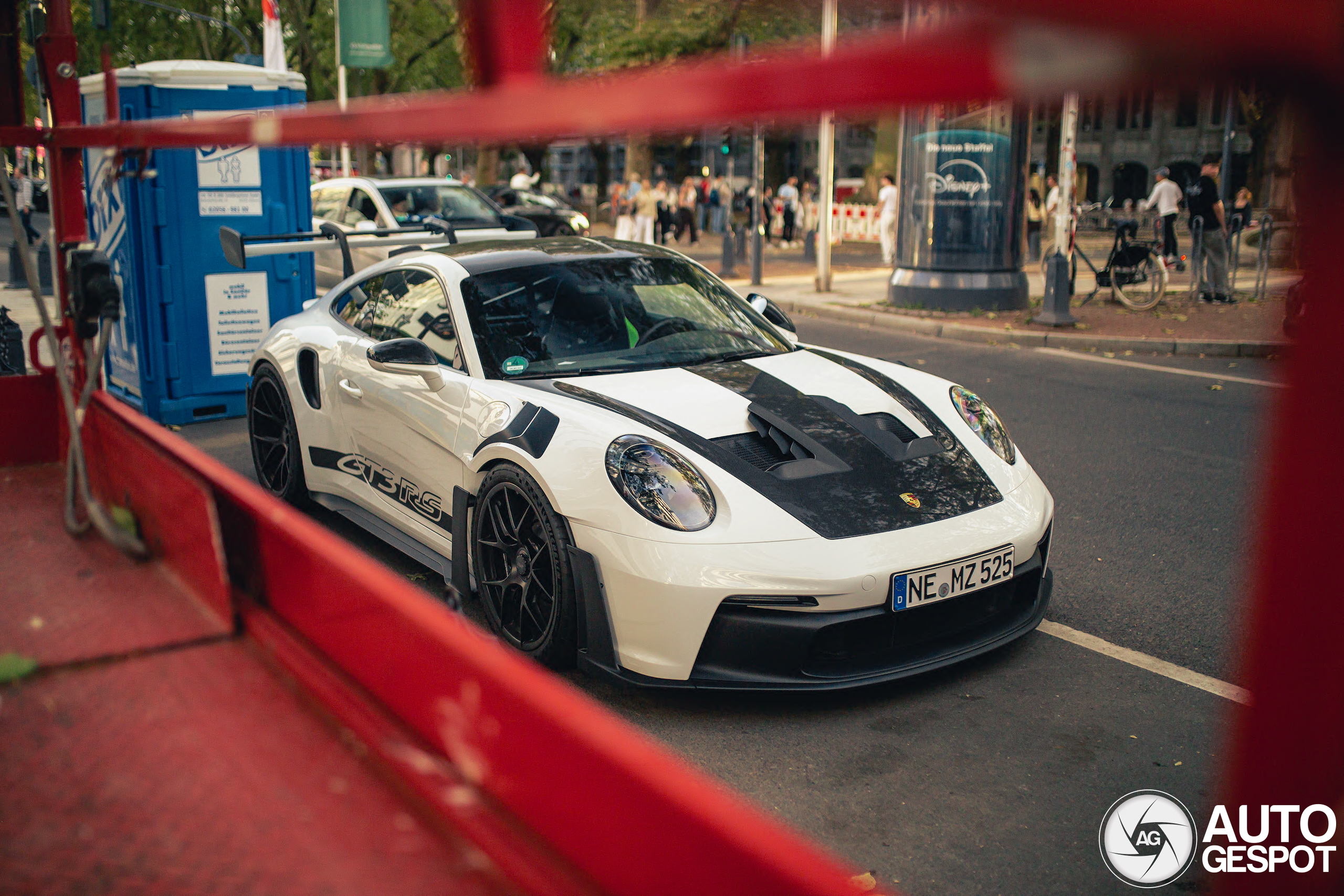 Porsche 992 GT3 RS MkI Weissach Package