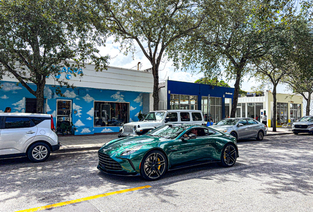 Aston Martin Vantage 2024