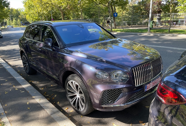 Bentley Bentayga Azure 2024