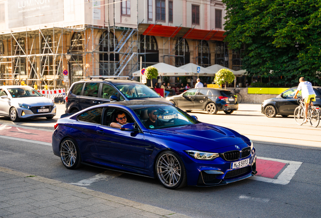 BMW M4 F82 CS