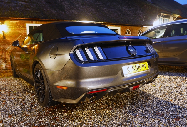 Ford Mustang GT Convertible 2015