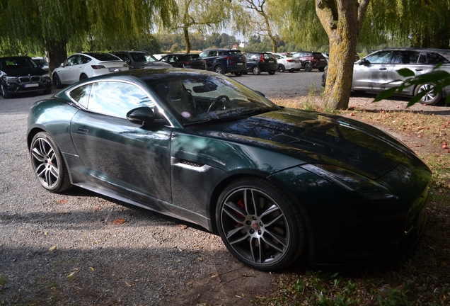 Jaguar F-TYPE R Coupé 2017
