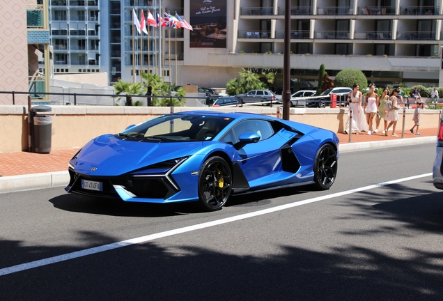 Lamborghini Revuelto