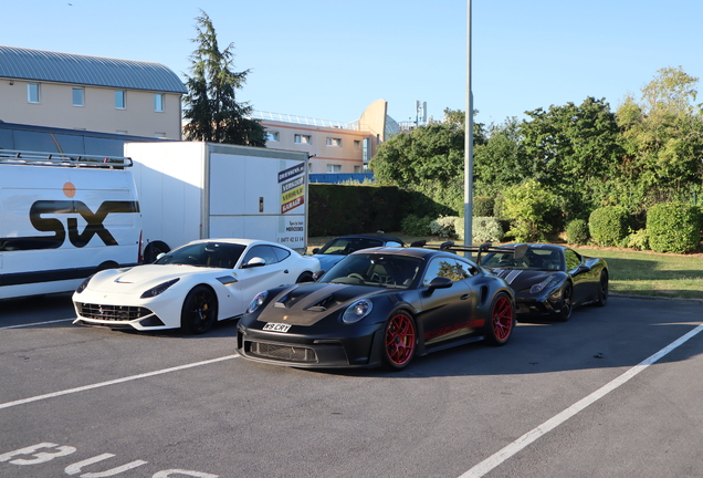 Porsche 992 GT3 RS MkI Weissach Package