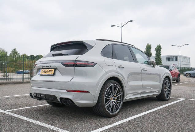 Porsche Cayenne Turbo S E-Hybrid