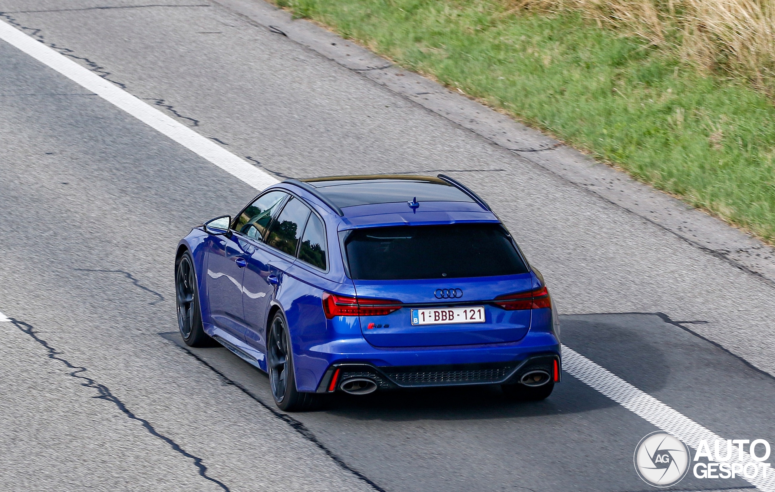 Audi RS6 Avant C8