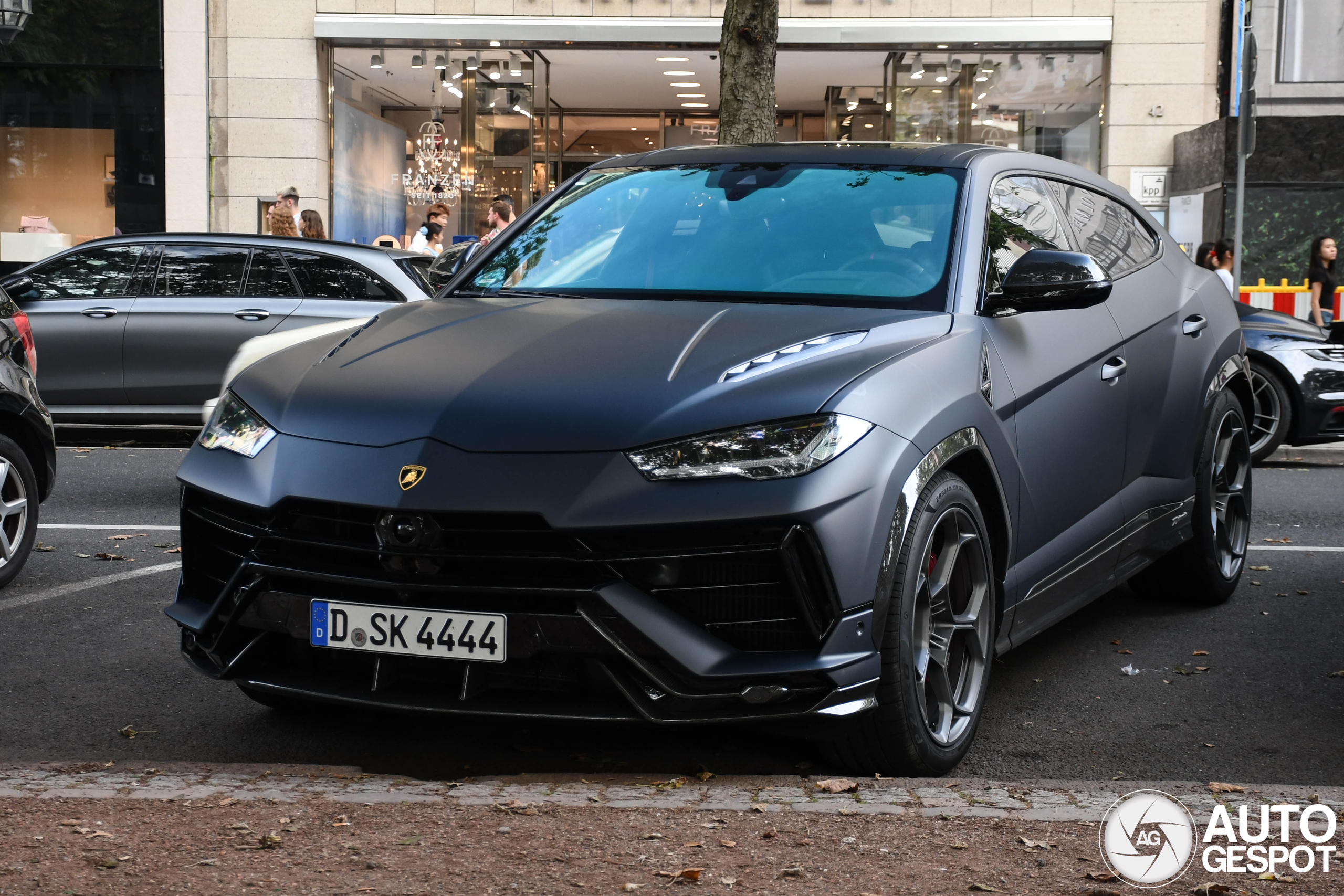 Lamborghini Urus Performante