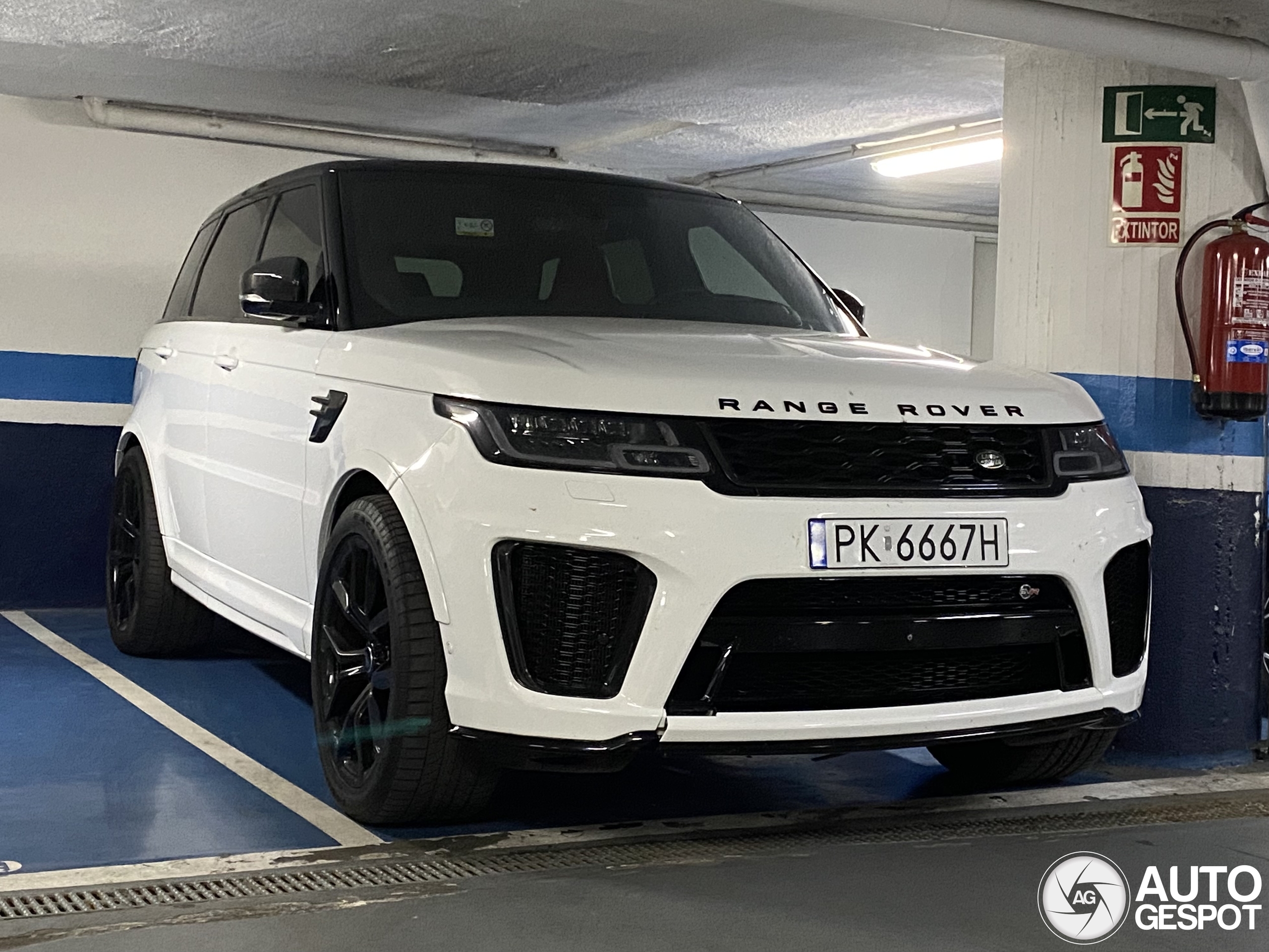 Land Rover Range Rover Sport SVR 2018