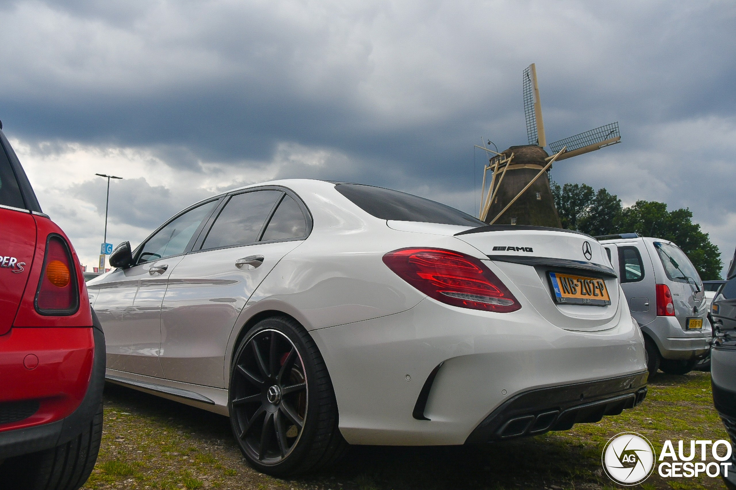 Mercedes-AMG C 63 S W205