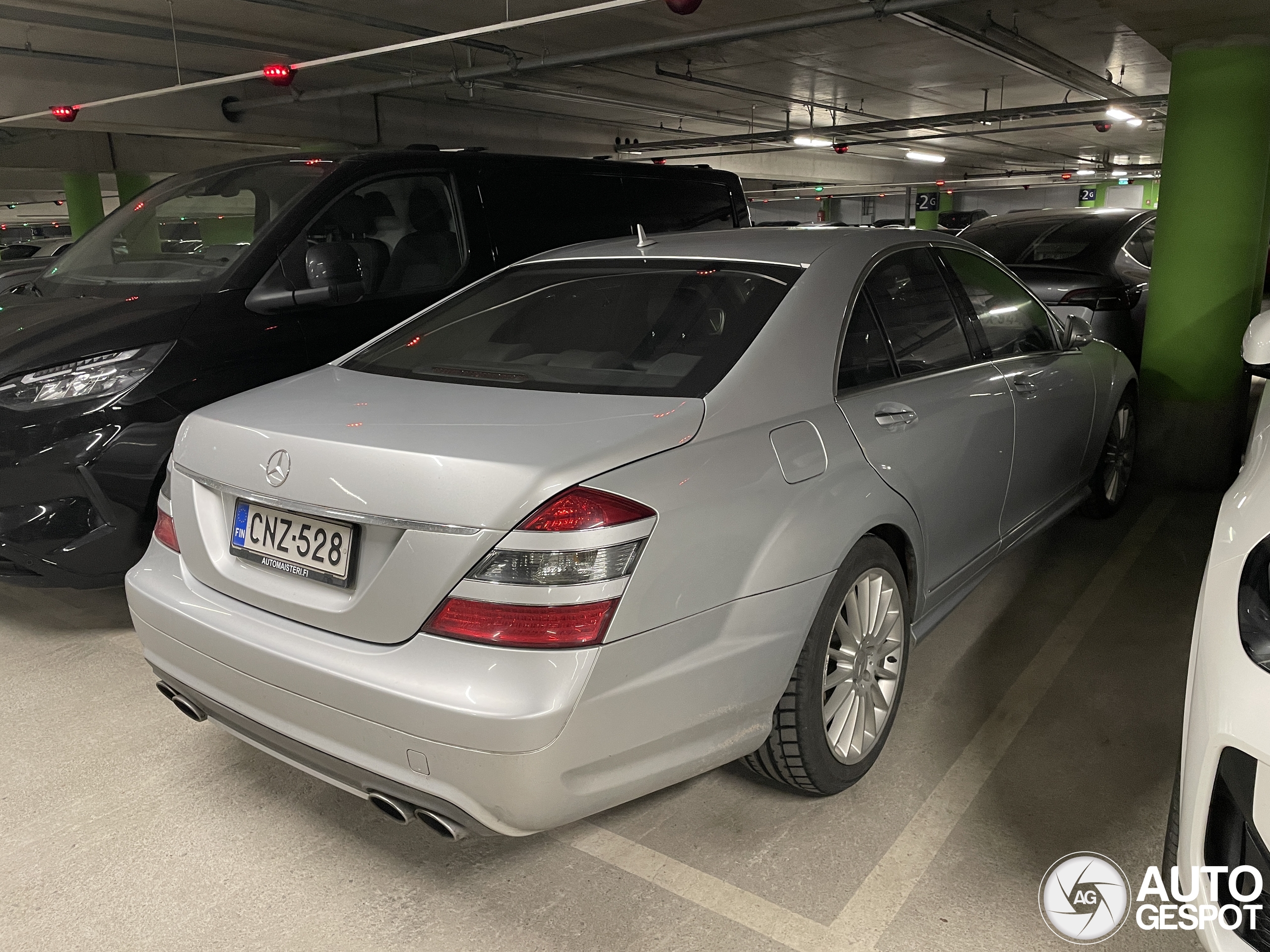 Mercedes-Benz S 63 AMG W221