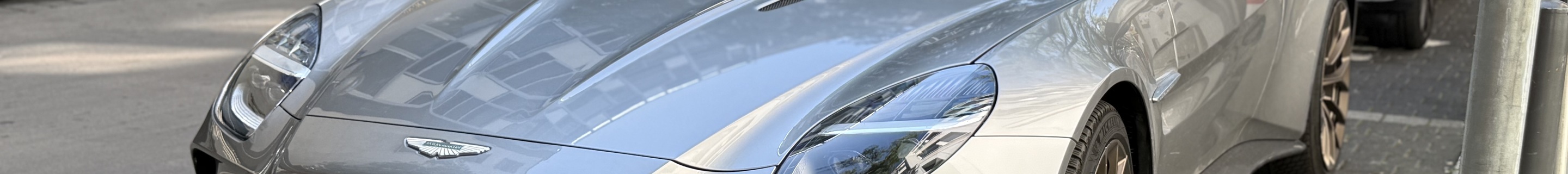 Aston Martin Vantage 2024