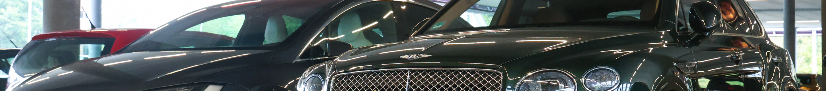 Bentley Bentayga Hybrid Azure