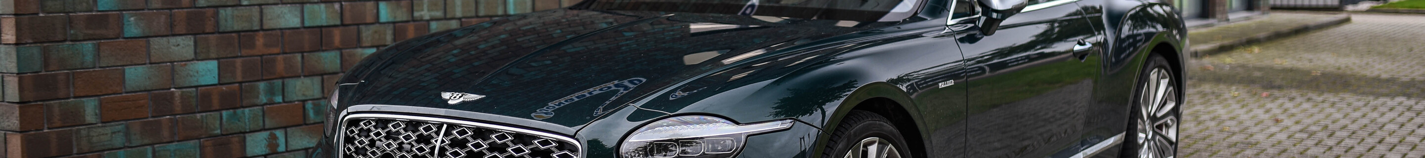 Bentley Continental GT Mulliner 2025