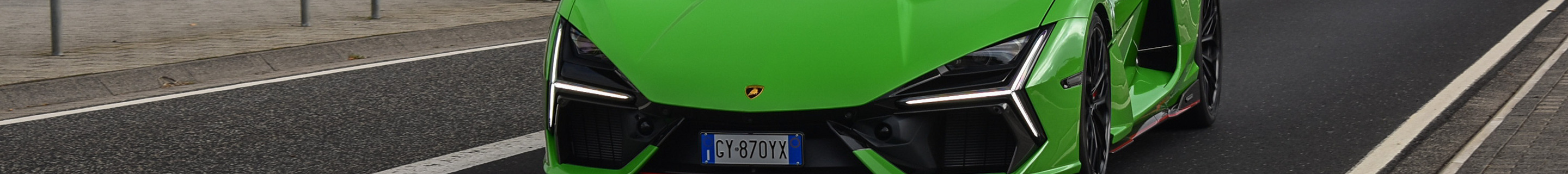 Lamborghini Revuelto