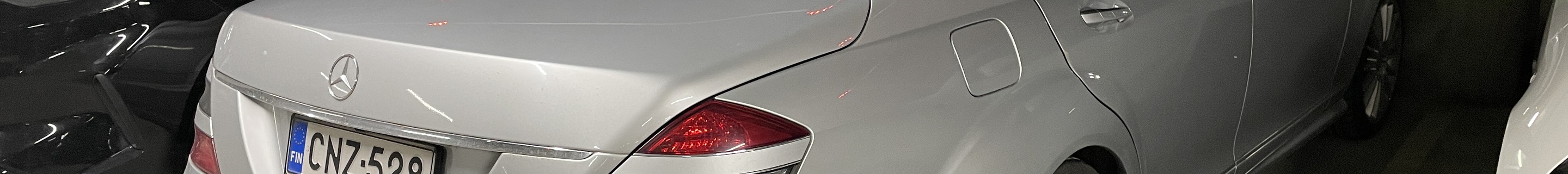 Mercedes-Benz S 63 AMG W221