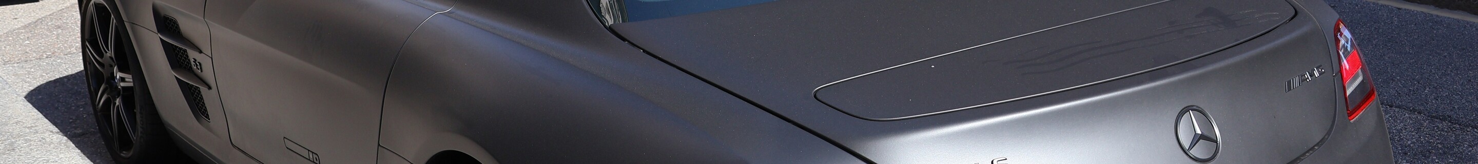 Mercedes-Benz SLS AMG