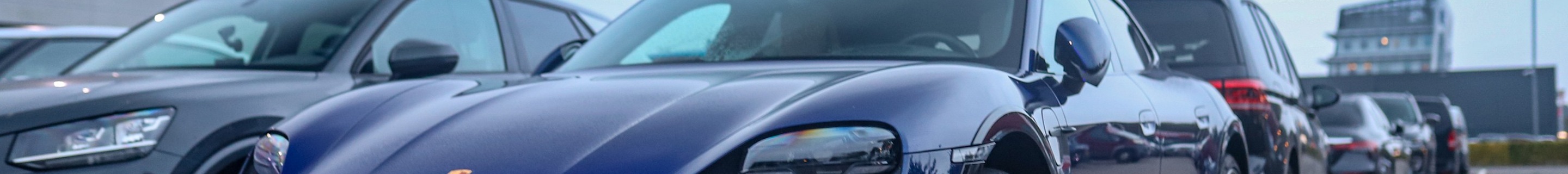 Porsche Taycan Turbo S Cross Turismo