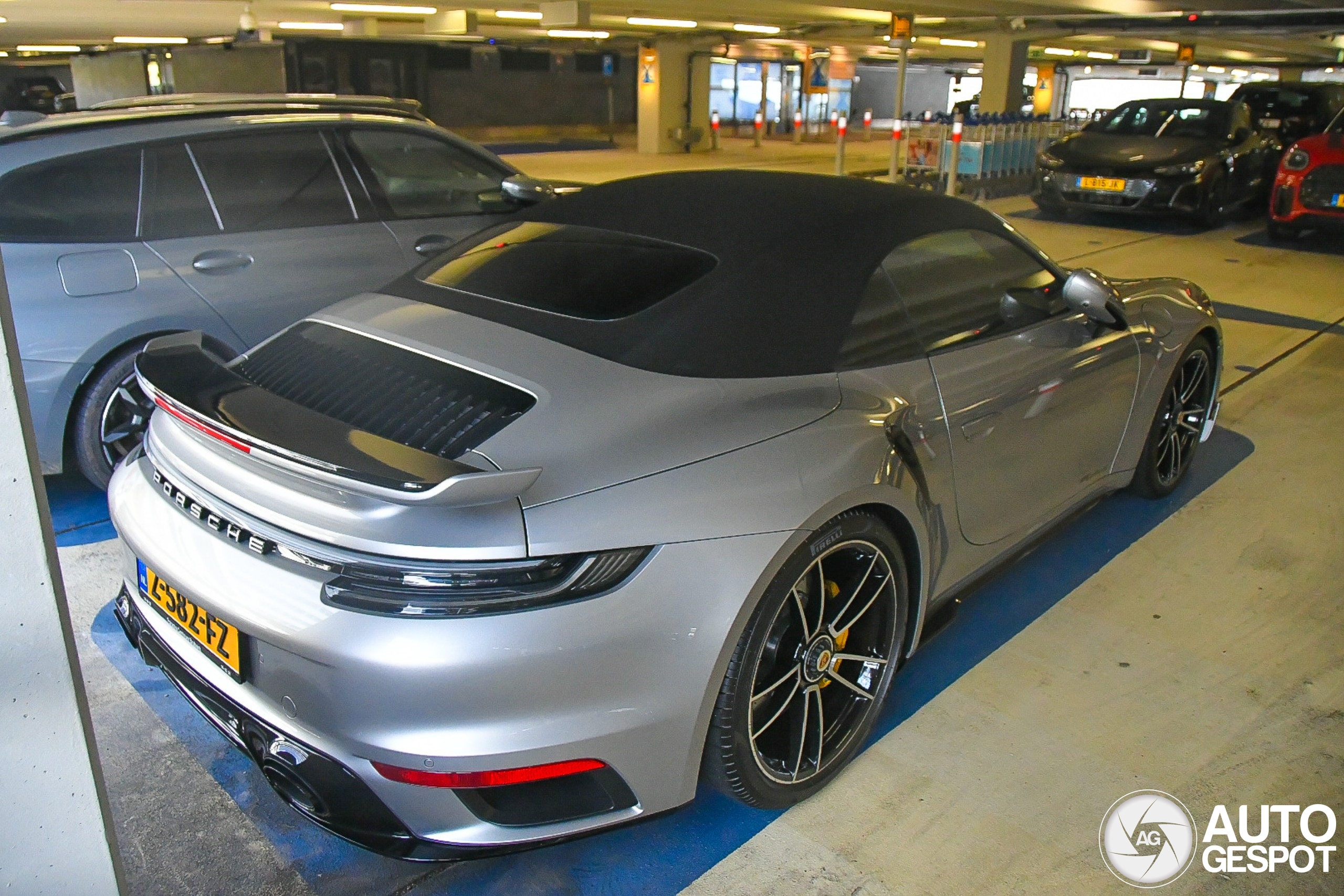 Porsche 992 Turbo S Cabriolet MkI
