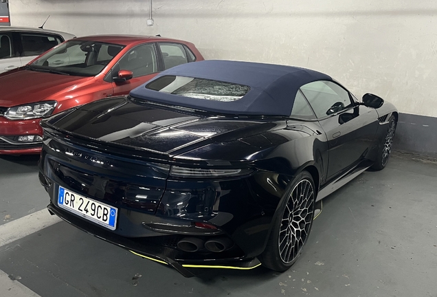 Aston Martin DBS 770 Ultimate Volante