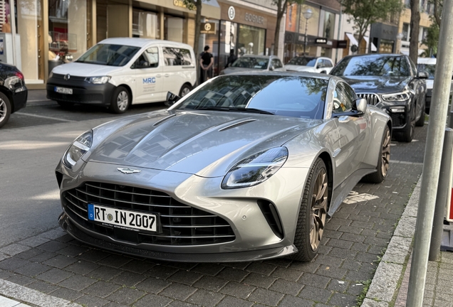 Aston Martin Vantage 2024