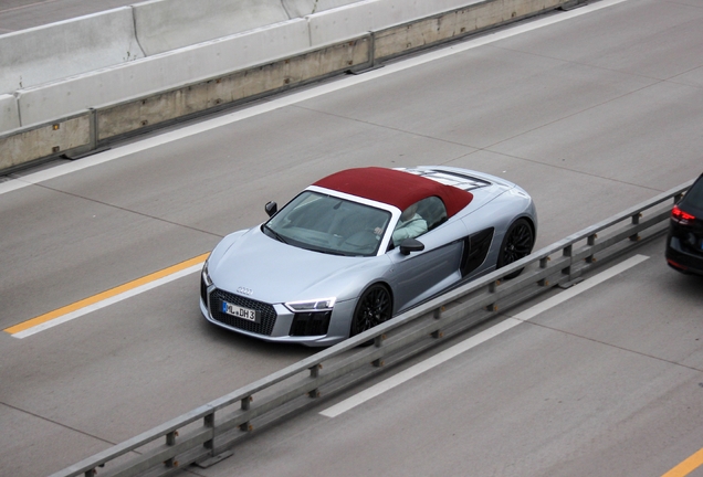 Audi R8 V10 Spyder 2016