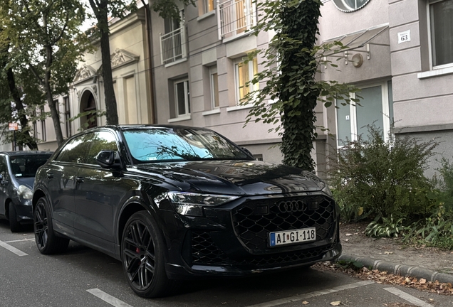 Audi RS Q8 2024