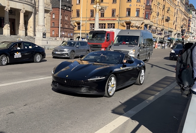 Ferrari Roma Spider