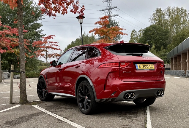 Jaguar F-PACE SVR