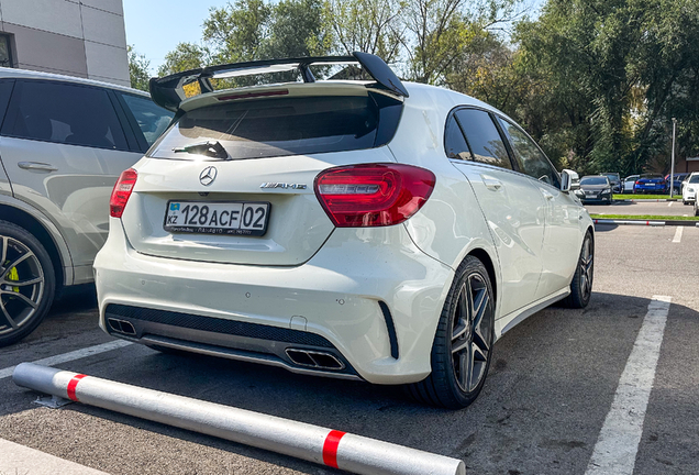 Mercedes-Benz A 45 AMG