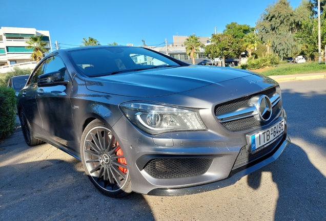 Mercedes-Benz CLA 45 AMG C117