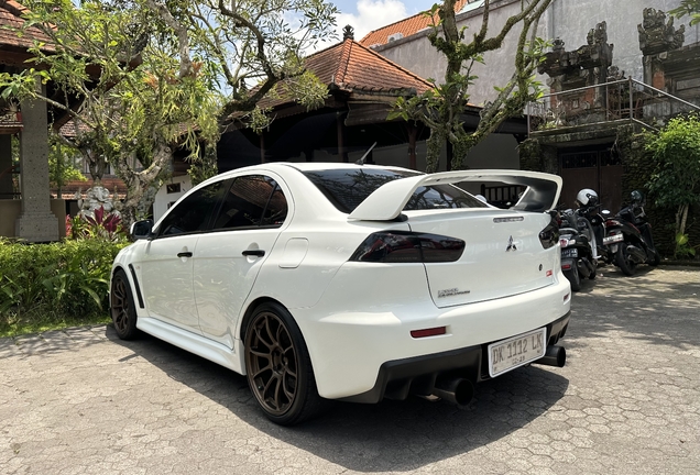 Mitsubishi Lancer Evolution X