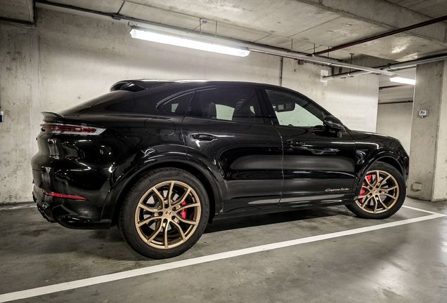 Porsche Cayenne Coupé Turbo E-Hybrid