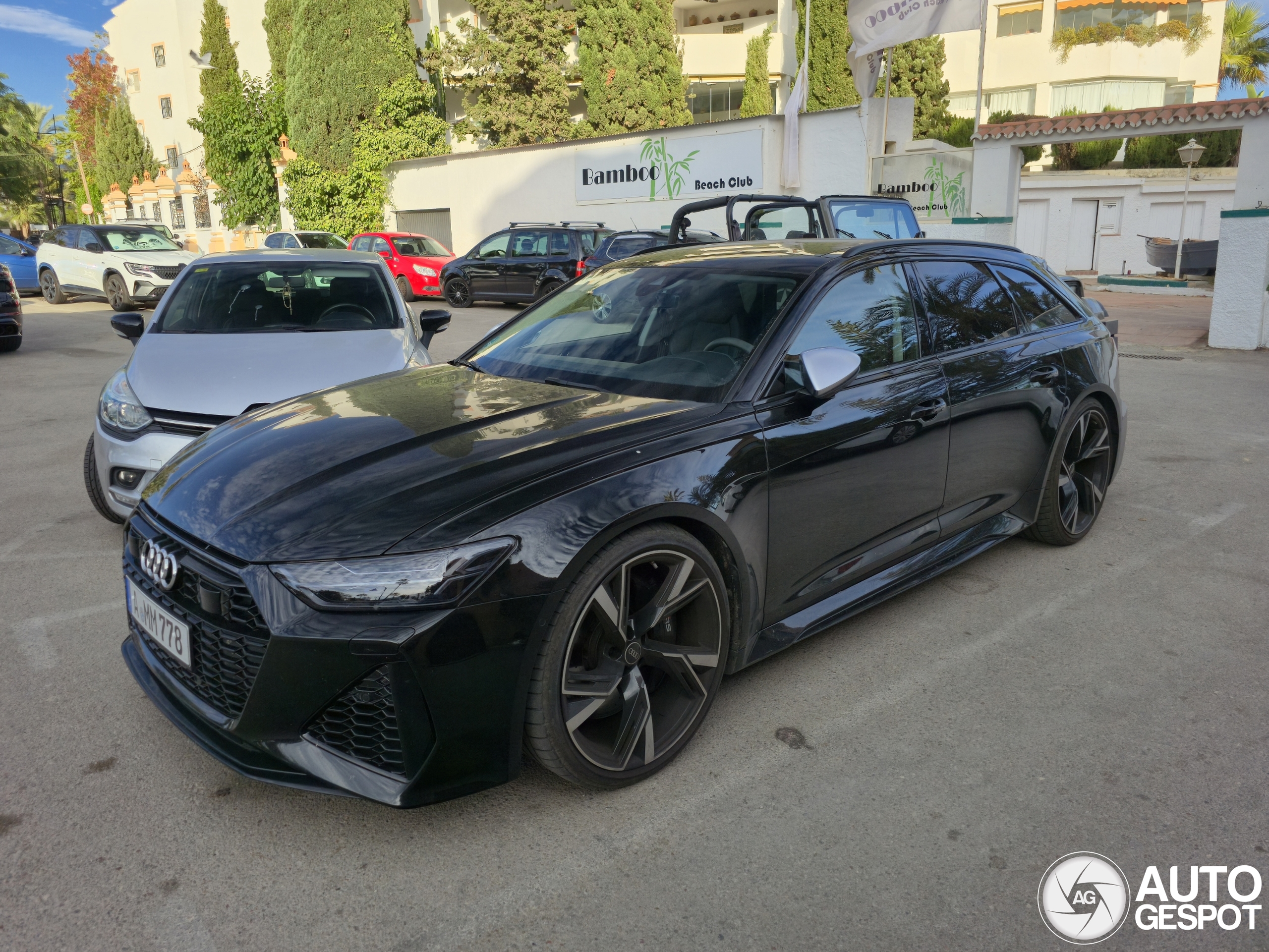 Audi RS6 Avant C8