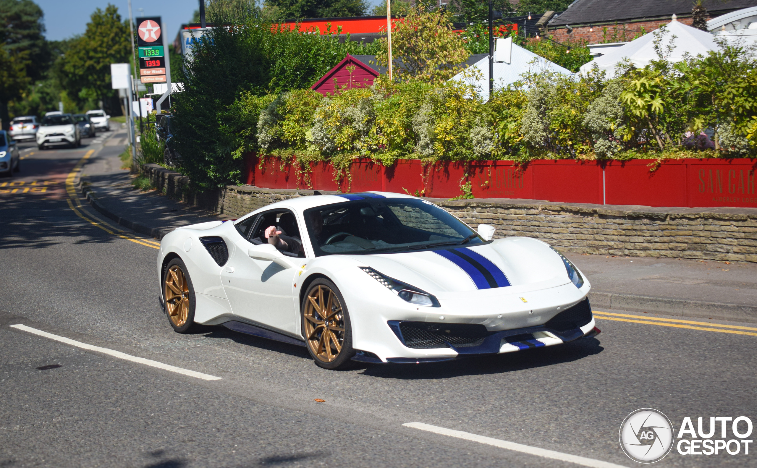 Ferrari 488 Pista