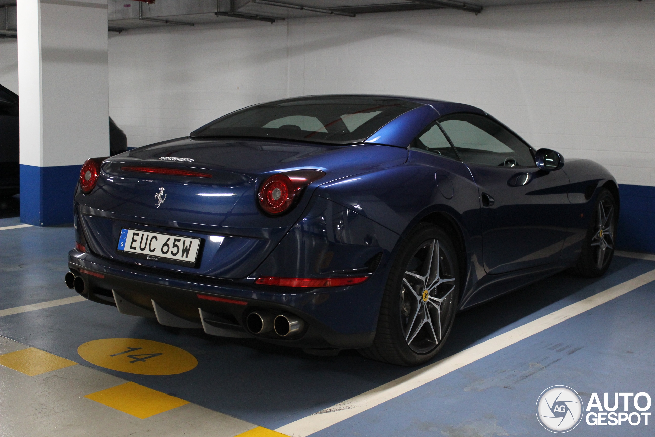 Ferrari California T